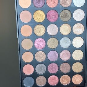 Morphe palette
